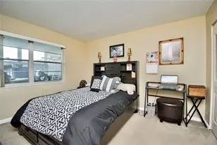 235 Kent N, West Palm Beach, FL 33417 - Photo 13