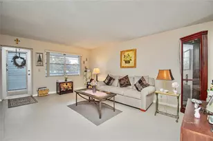 235 Kent N, West Palm Beach, FL 33417 - Photo 11