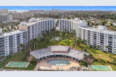 2731 NE 14th Street Cswy, Unit #812, Pompano Beach, FL 33062 - Photo 3