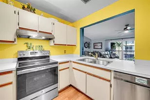 441 SE 10th St, Dania Beach, FL 33004 - Photo 11