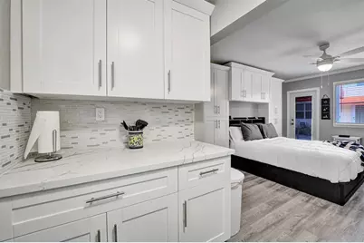 329  Connecticut St, Unit #107, Hollywood, FL 33019 - Photo 9