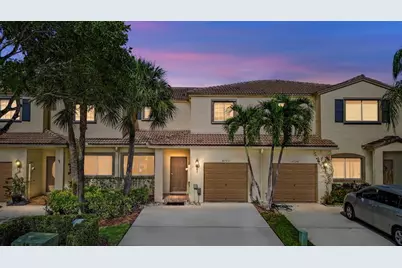 4722  Lago Vista Dr, Unit #4722, Coconut Creek, FL 33073 - Photo 1