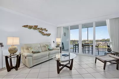 2940  N. Course Dr, Unit #903, Pompano Beach, FL 33069 - Photo 7