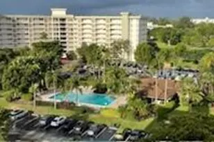 2940 N Course Dr, Pompano Beach, FL 33069 - Photo 45