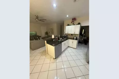 6864  Torch Key, Lake Worth, FL 33467 - Photo 5