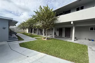 720 NE 7th St, Hallandale Beach, FL 33009 - Photo 1