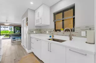 4140 N Ocean Dr, Lauderdale by the Sea, FL 33308 - Photo 13