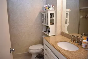 1350 SE 3rd Ave, Dania Beach, FL 33004 - Photo 15