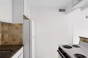 817 Lighthouse Dr, North Palm Beach, FL 33408 - Photo 11