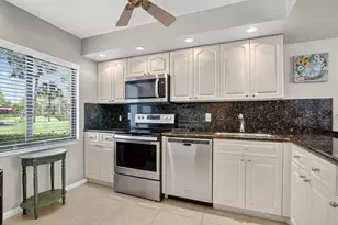 8310 Casa Del Lago, Boca Raton, FL 33433 - Photo 5