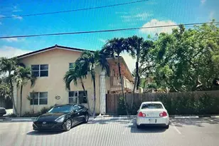 811 NE 14th Pl, Fort Lauderdale, FL 33304 - Photo 9