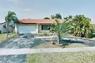 5207 Roosevelt St, Hollywood, FL 33021 - Photo 1