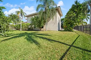 1260 Fairfax Ct, Weston, FL 33326 - Photo 33