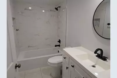 1506  Whitehall Dr, Unit #203, Davie, FL 33324 - Photo 7