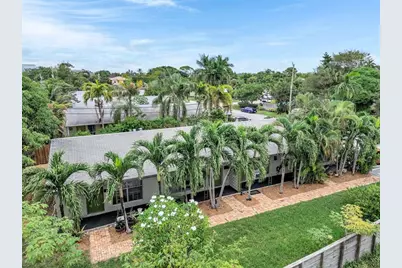 2117 NE 14th Ave, Fort Lauderdale, FL 33305 - Photo 9