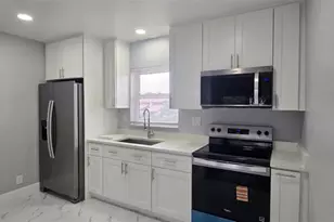 8606 NW 35th St, Coral Springs, FL 33065 - Photo 3