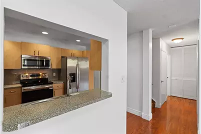 9580 SW 2nd Ct, Unit #9580, Pembroke Pines, FL 33025 - Photo 7