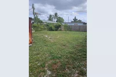 1812  Fern Rd, Plantation, FL 33317 - Photo 5