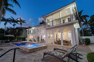 2833 NE 32nd St, Lighthouse Point, FL 33064 - Photo 5