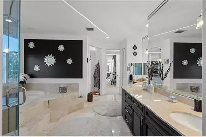 2833 NE 32nd St, Lighthouse Point, FL 33064 - Photo 27