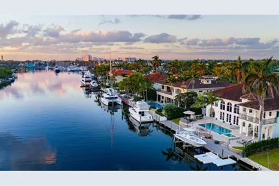 2833 NE 32nd Street, Pompano Beach, FL 33064 - Photo 1