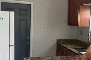 222 NE 13th Ave, Boynton Beach, FL 33435 - Photo 3