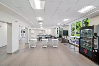 2500  Parkview Dr, Unit #2516, Hallandale Beach, FL 33009 - Photo 29