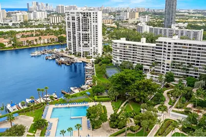 2500  Parkview Dr, Unit #2516, Hallandale Beach, FL 33009 - Photo 3