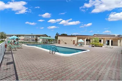 7300 NW 5th Ct, Unit #101, Margate, FL 33063 - Photo 9