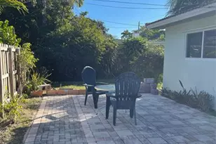 1575 NE 47th St, Oakland Park, FL 33334 - Photo 15