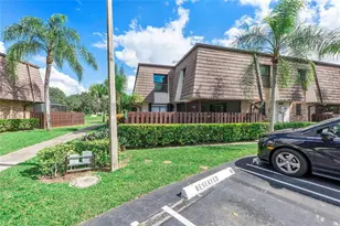 2572 NW 99th Ave, Coral Springs, FL 33065 - Photo 21
