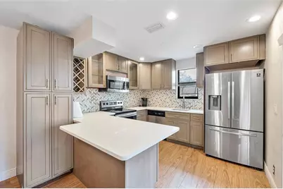 2572 NW 99th Ave, Unit #2572, Coral Springs, FL 33065 - Photo 5