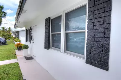 4804 NW 27th Ter, Fort Lauderdale, FL 33309 - Photo 9