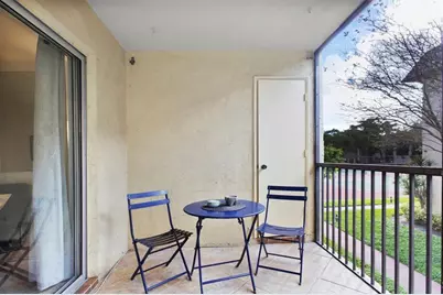 251 S Cypress Rd, Unit #127, Pompano Beach, FL 33060 - Photo 23