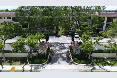 251 S Cypress Rd, Unit #127, Pompano Beach, FL 33060 - Photo 27