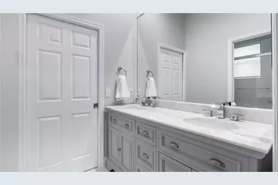 900 NW 123rd Dr, Coral Springs, FL 33071 - Photo 31