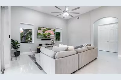 900 NW 123rd Dr, Coral Springs, FL 33071 - Photo 21