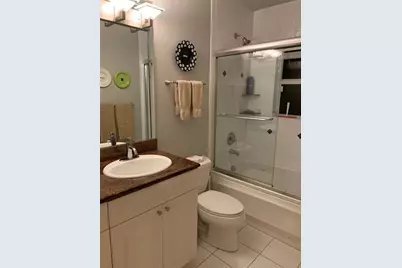 1334 NE 16th Ave, Unit #Rear, Fort Lauderdale, FL 33304 - Photo 23