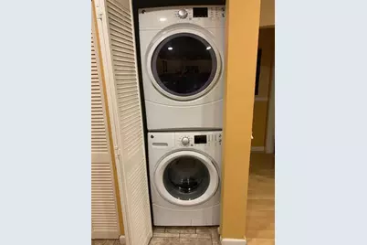 1334 NE 16th Ave, Unit #Rear, Fort Lauderdale, FL 33304 - Photo 7