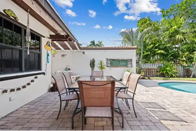 1551  Monroe St, Hollywood, FL 33020 - Photo 15