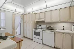 2991 NW 46th Ave, Lauderdale Lakes, FL 33313 - Photo 13