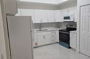 2801 Riverside Dr, Coral Springs, FL 33065 - Photo 3