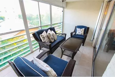 401 SE 3rd St, Unit #308, Dania Beach, FL 33004 - Photo 9