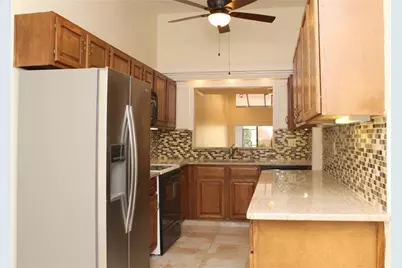 6722  Canary Palm Cir, Boca Raton, FL 33433 - Photo 5