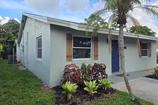 3559 Almar Rd, Palm Springs, FL 33461 - Photo 3