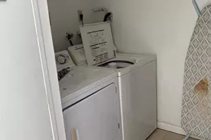 7322 Ashmont Cir, Fort Lauderdale, FL 33321 - Photo 9