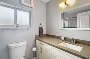 280 SE 3rd Ave, Pompano Beach, FL 33060 - Photo 17