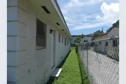 2226  Taylor St, Hollywood, FL 33020 - Photo 3