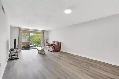 2800  Somerset Drive, Unit #218J, Lauderdale Lakes, FL 33311 - Photo 7