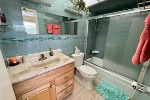 5071 W Oakland Park Blvd, Fort Lauderdale, FL 33313 - Photo 19